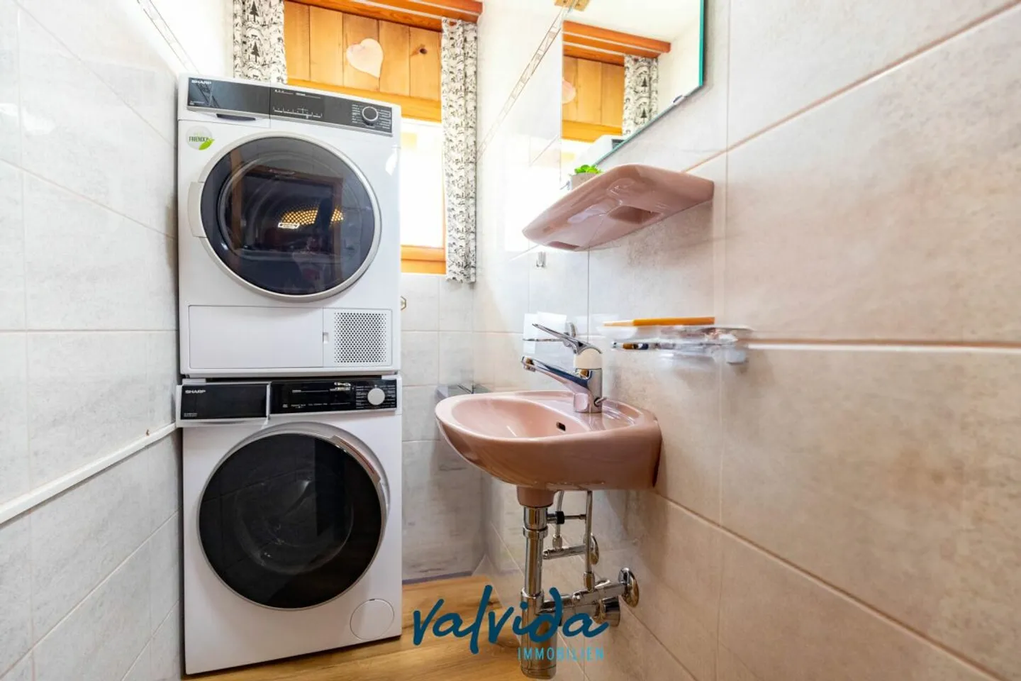 Appartamento Incantevole con Vista Montagna - Foto 8 di 12