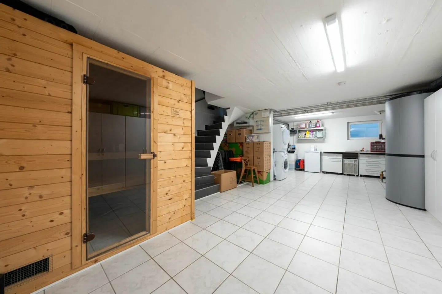 Magnifique maison jumelée rénovée en bordure de forêt près de Schönbühl à vendre - Photo 9 sur 13