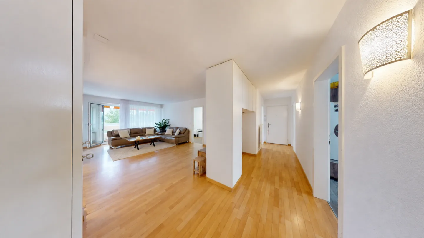 Viel Platz, kurze Wege und Alpenblick - 5.5-Zimmer Wohnung in Gerlafingen - Foto 5 di 12