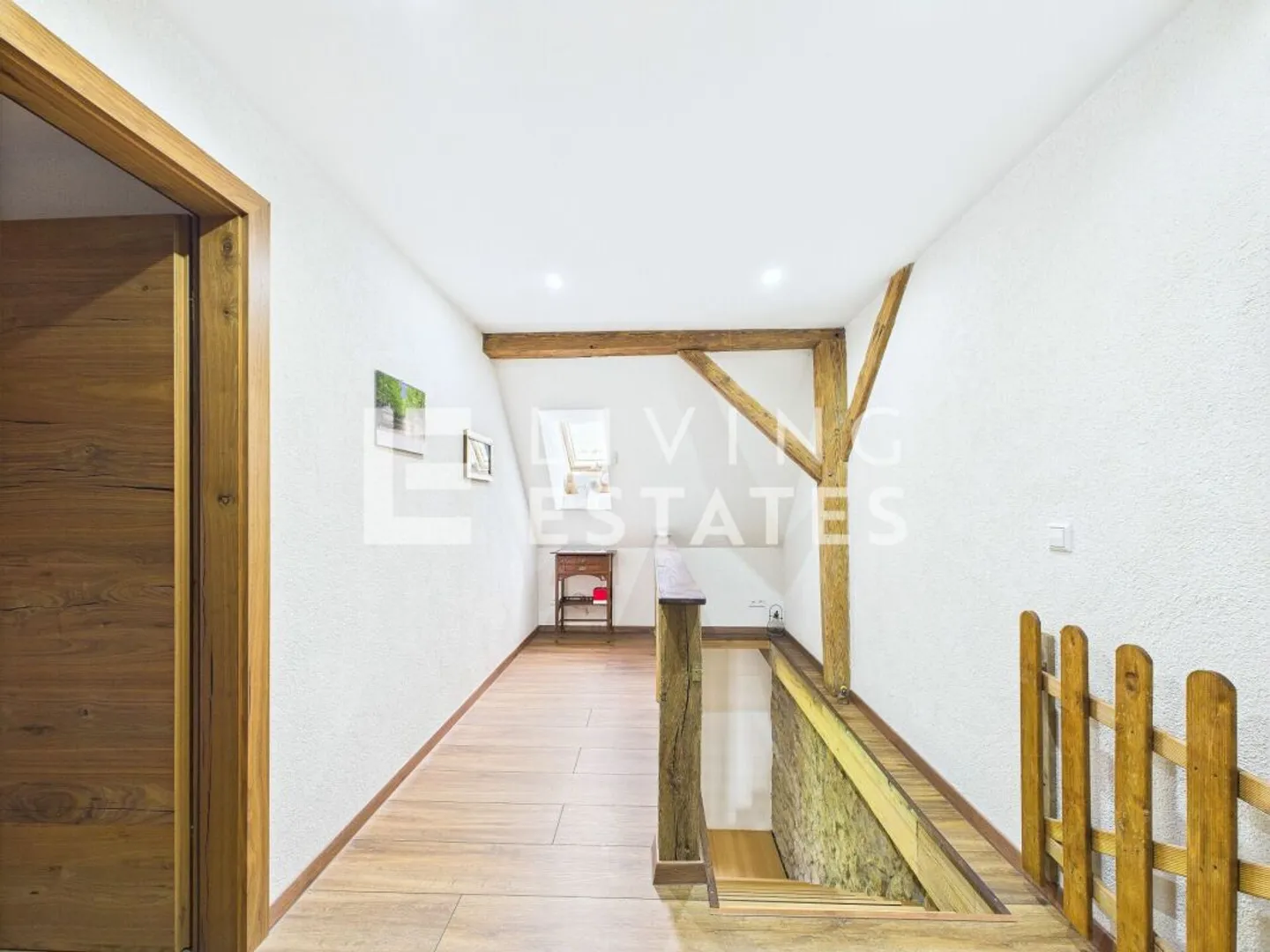 CHARMANTE MAISONETTE MIT VIEL PLATZ UND BESONDEREM WOHNAMBIENTE - Photo 6 of 13