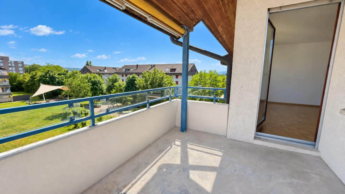 Un appartement rénové et lumineux de 2,5 pièces dans un emplacement calme à Soleure - Photo 6 sur 13