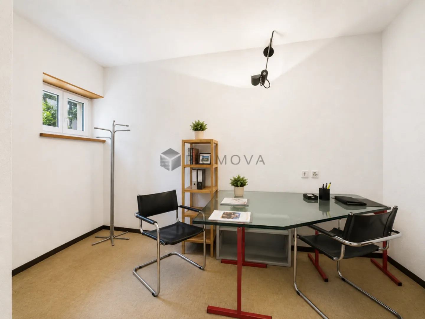 Charming multi-family house with commercial unit in a central location in Wilchingen - Photo 4 of 13