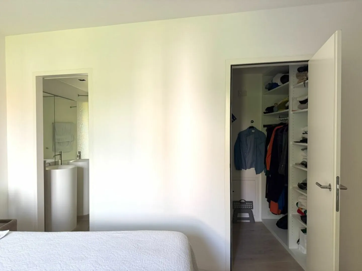 The own garden, the living space, the view of the lake and what you find in addition - Photo 11 of 13