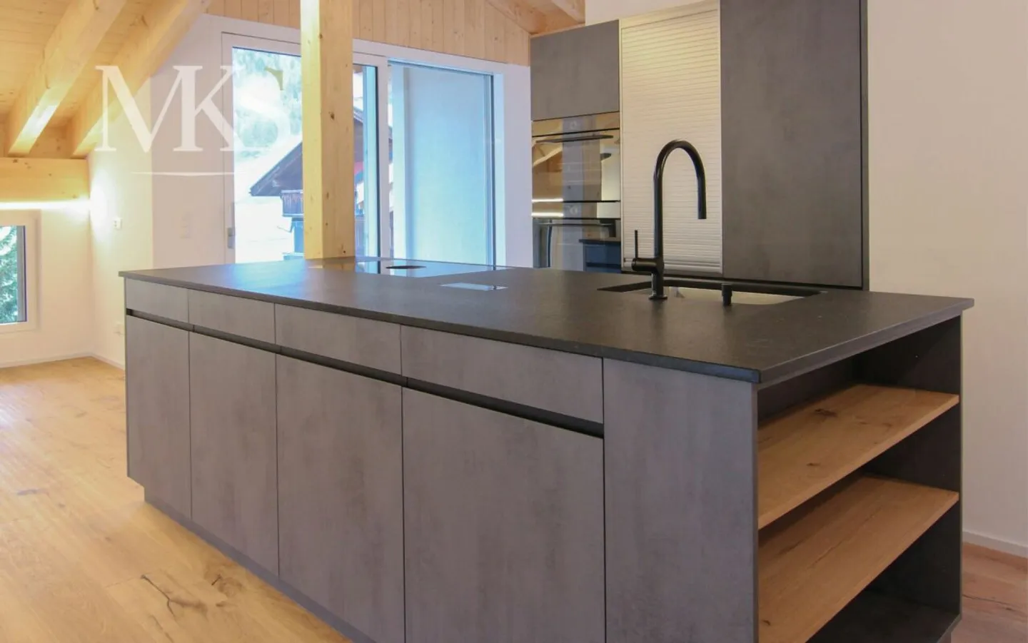 Exclusive Single Family Home - Photo 4 of 13