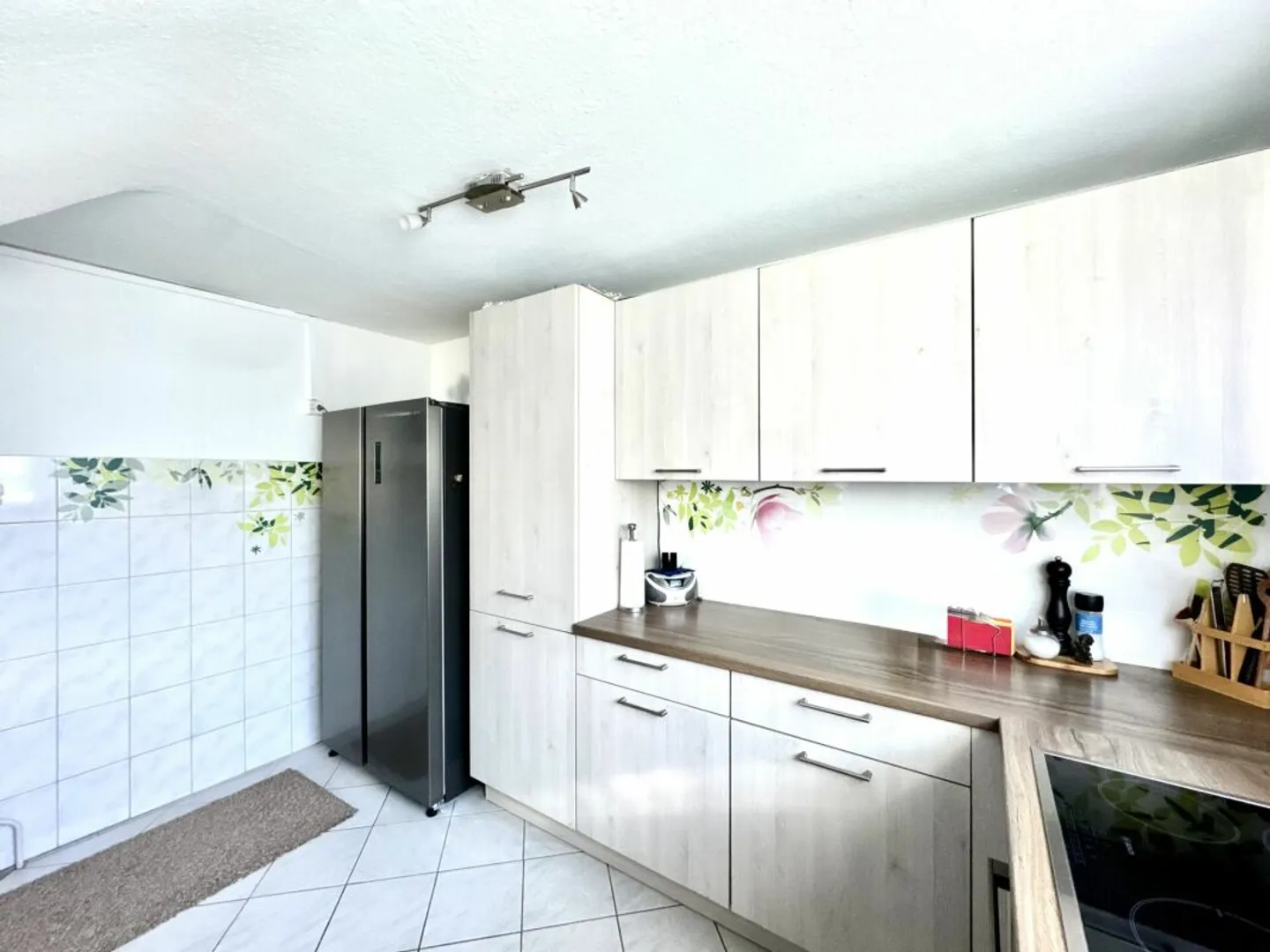 Casa bifamiliare adatta alle famiglie in una zona residenziale tranquilla - Foto 6 di 13