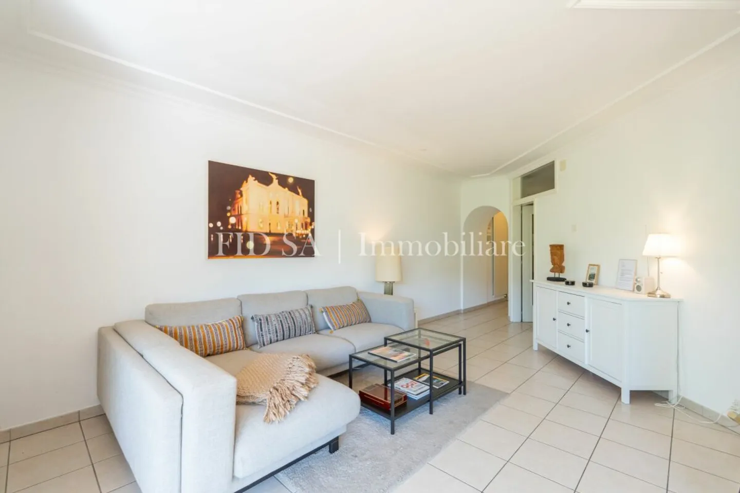 BRISSAGO - Ground floor apartment with private access to the lake - Photo 5 of 9