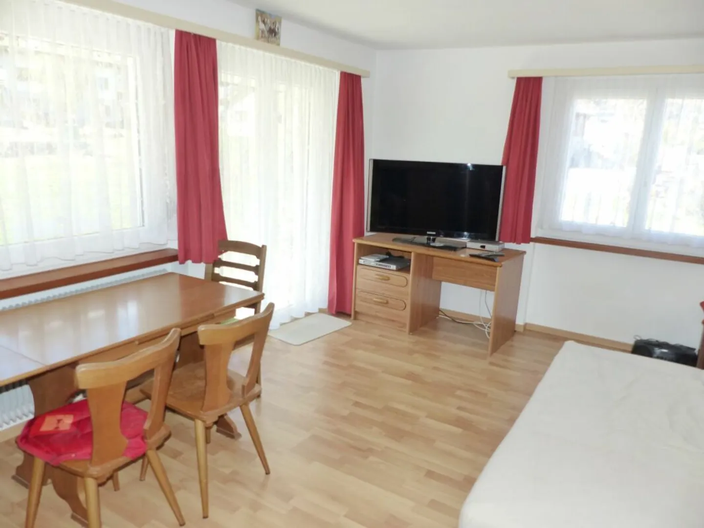 Grande casa unifamiliare di 9 stanze con grande potenziale in una posizione da sogno - Foto 12 di 13