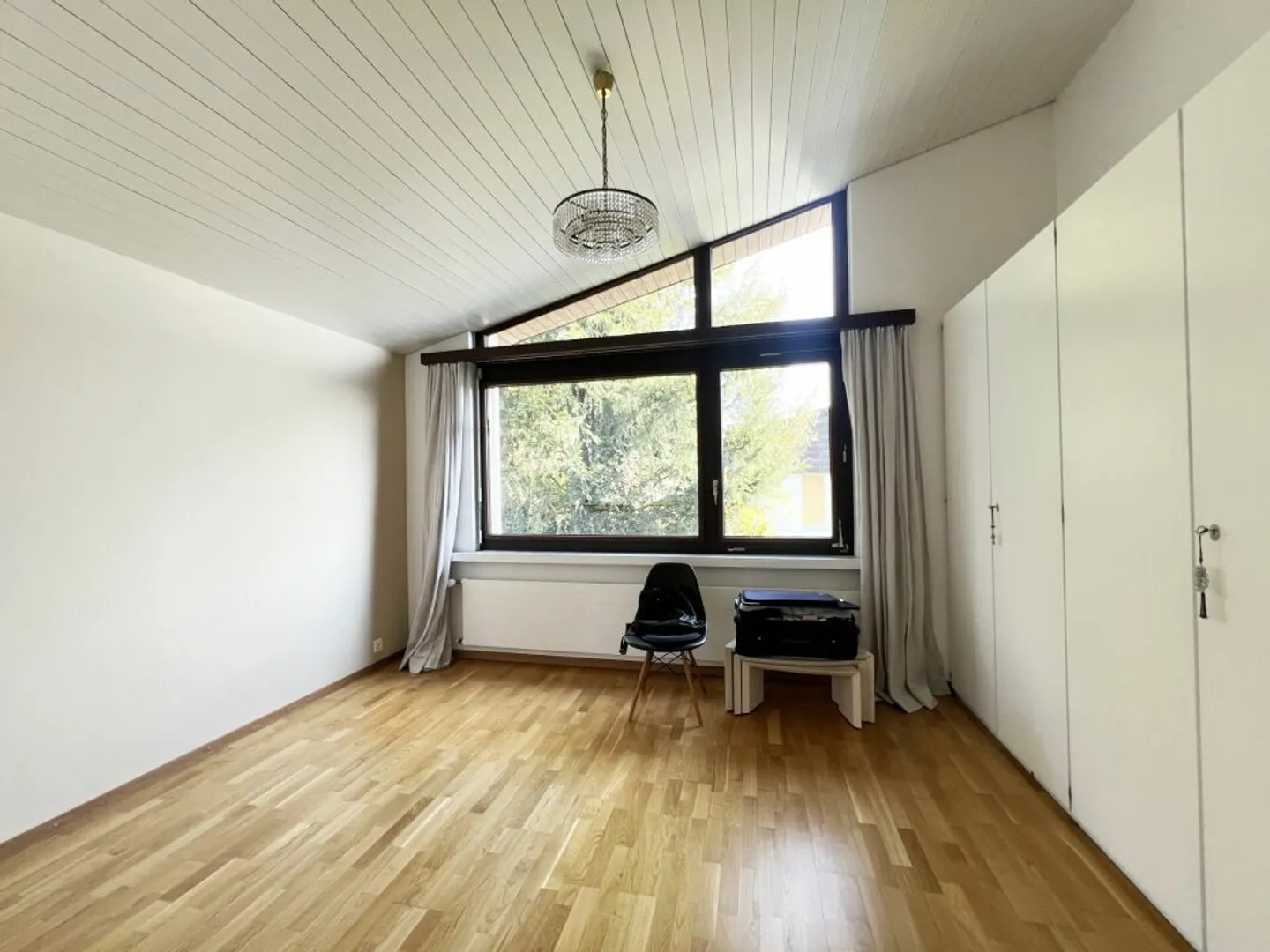 Charmante maison familiale avec jardin - Photo 8 sur 13