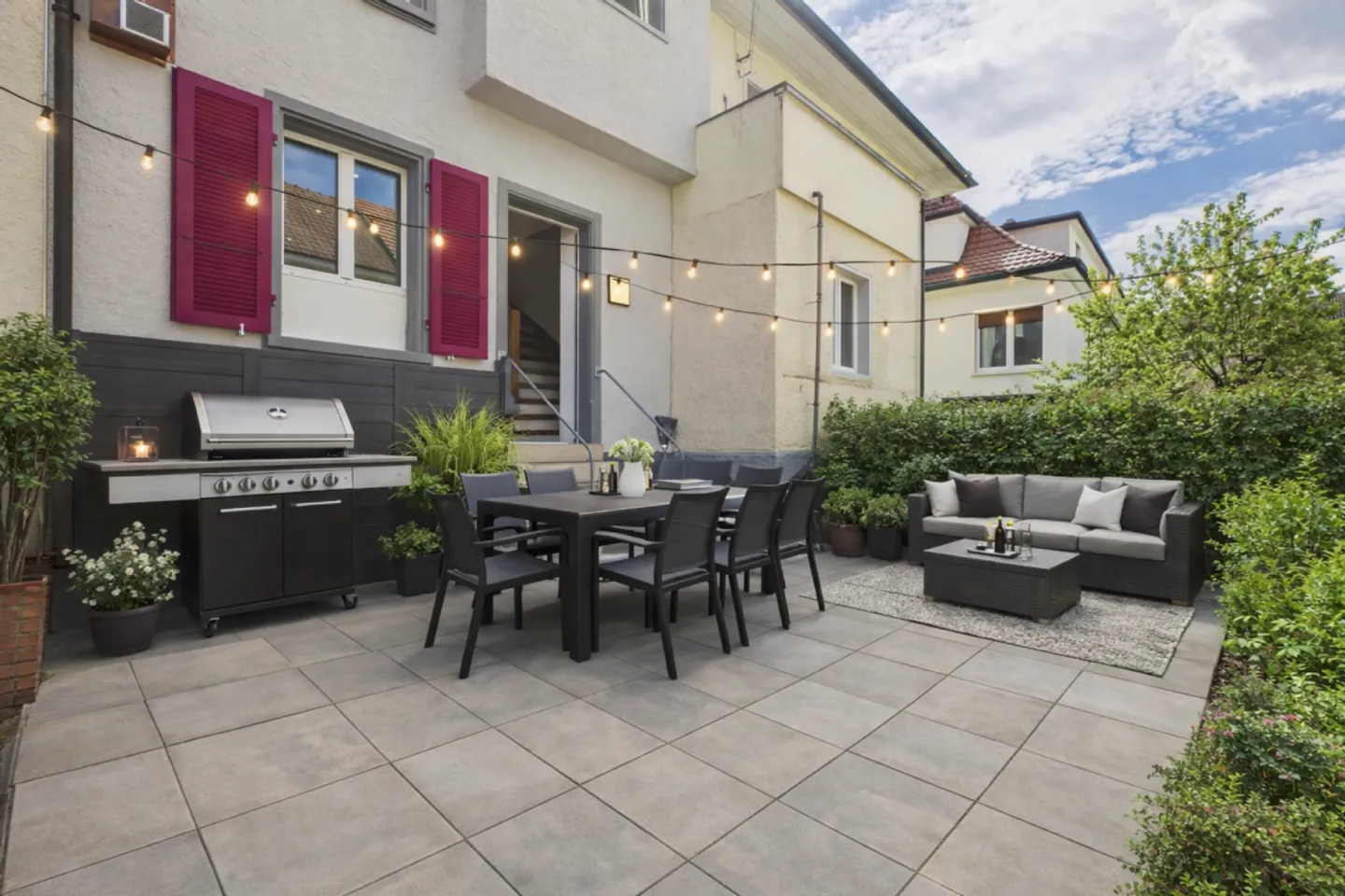 Townhouse moderno - Casa a schiera ristrutturata con stile a Olten - Foto 2 di 13