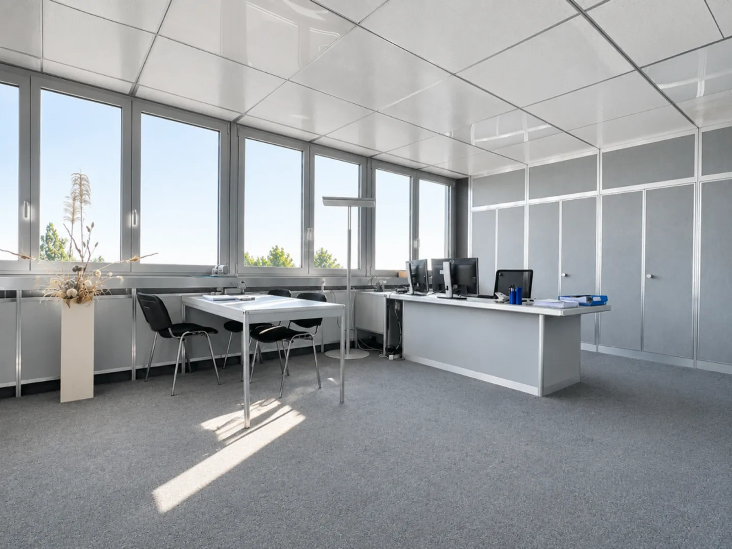Representative Office Space in Kirchberg SG - Photo 8 of 13