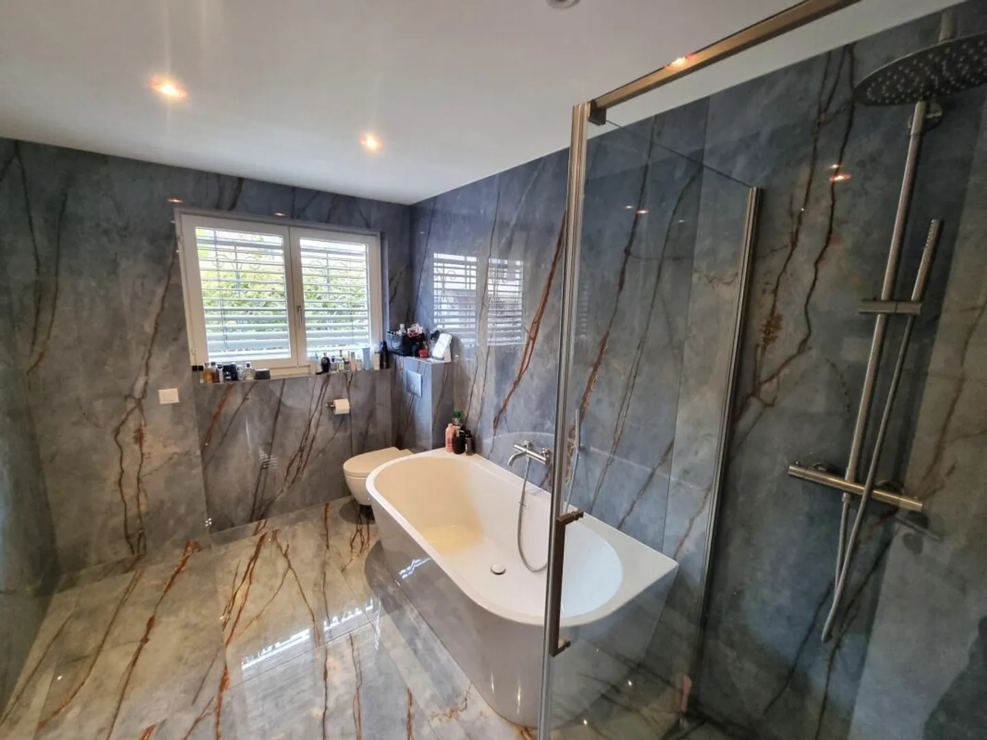 Casa unifamiliare in stile bungalow in una posizione privilegiata - Foto 7 di 13