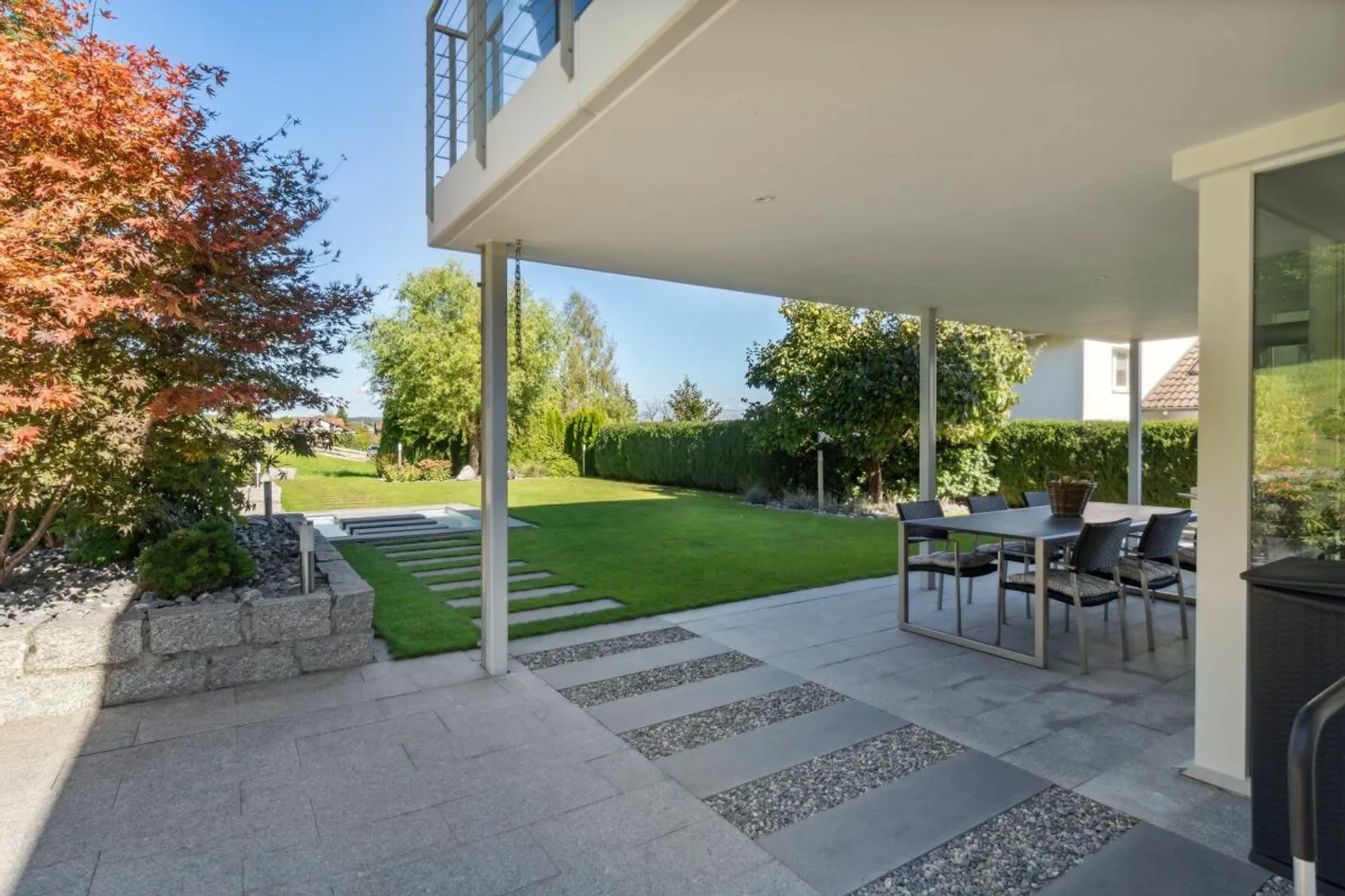 Charmantes Familienhaus mit Garten - Foto 4 von 13