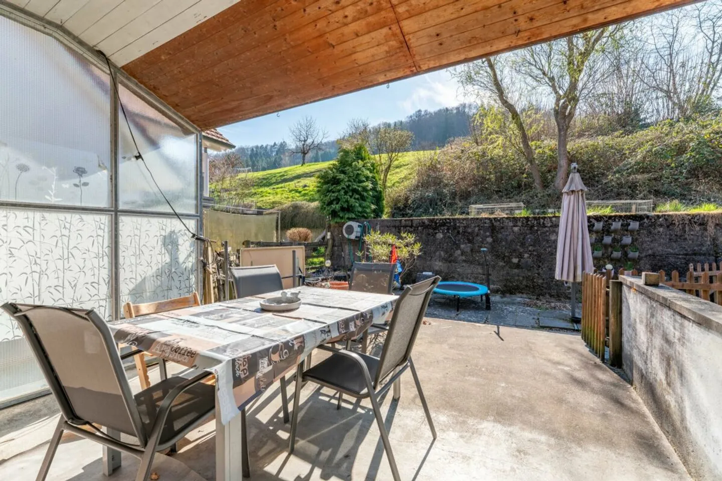 A House for Makers - Space, Potential, and Your Own Magazine - Photo 5 of 12