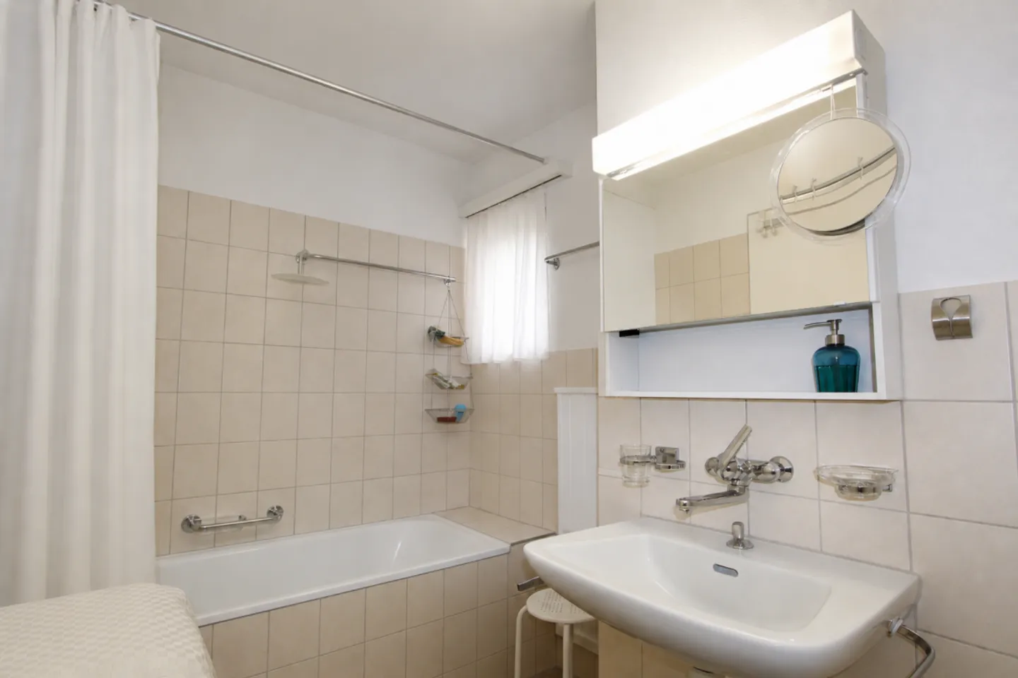 Appartement 2.5 pièces dans le village de montagne idyllique de Bergün - Photo 7 sur 12