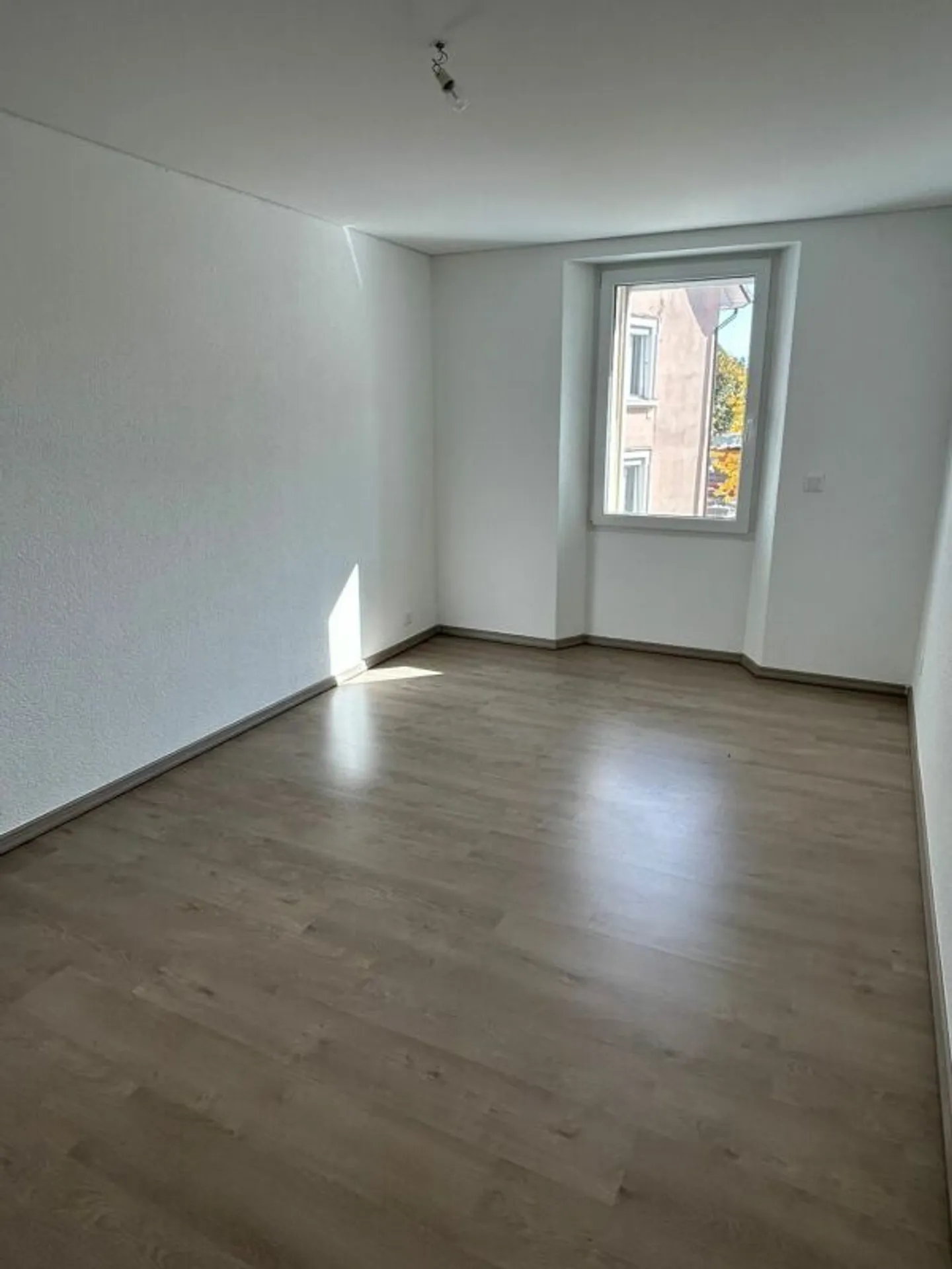 Individual Villa 6.5 Rooms in Saignelégier - Photo 6 of 10