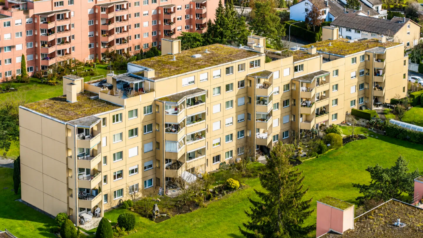 Wohnen zwischen See und Stadt - gepflegte 4.5-Zimmer-Wohnung nur wenige Schritte vom Greifensee entfernt - Photo 11 of 13
