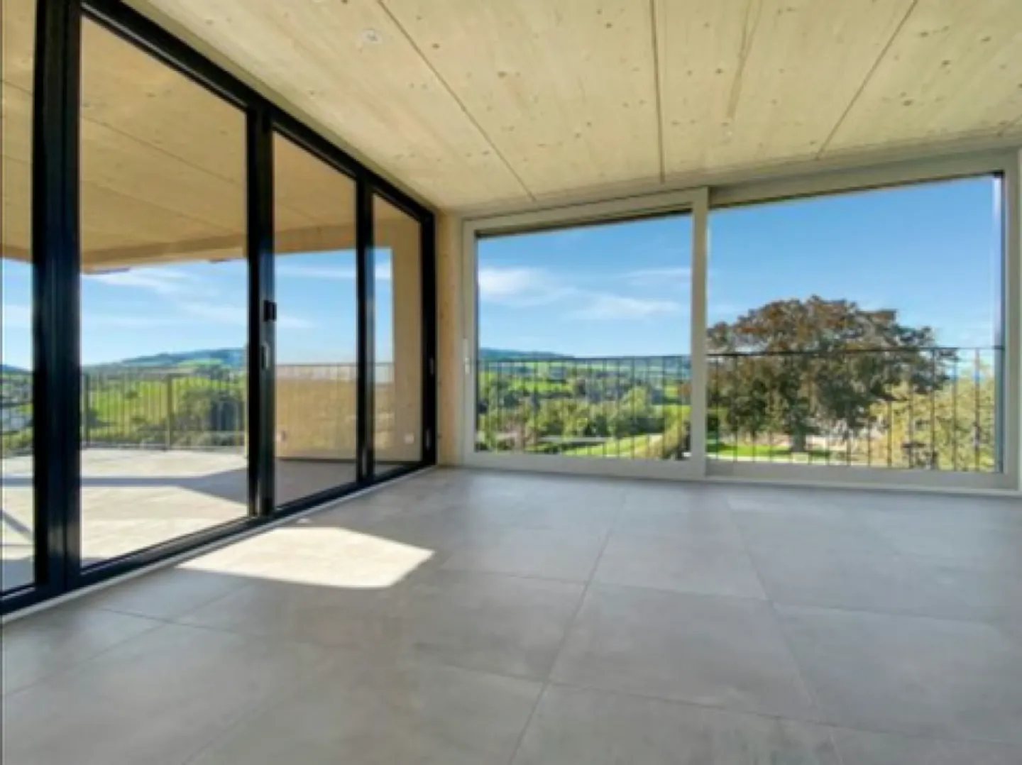 Exklusive Wohnung mit traumhafter Aussicht - Foto 5 von 13