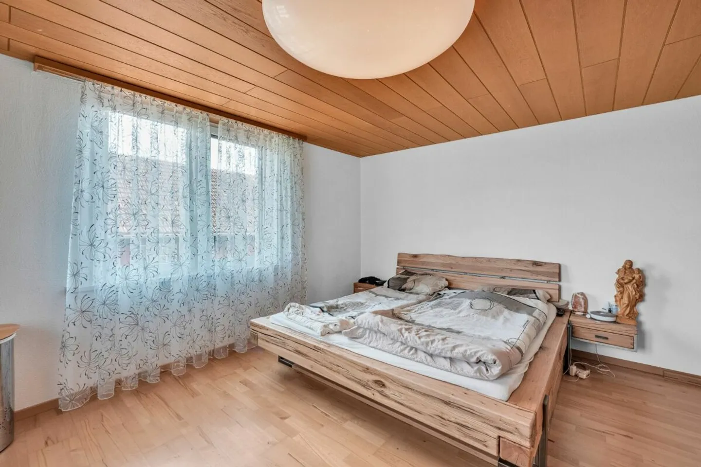 Wohn- und Geschäftshaus mit Nebenbauten - Foto 4 von 11