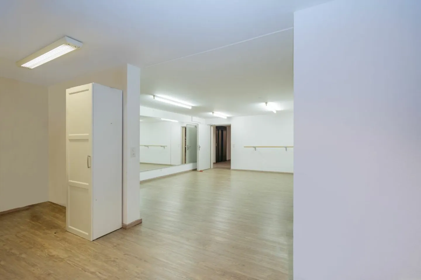 Vielseitige Gewerbefläche in Hausen AG - Foto 3 von 9