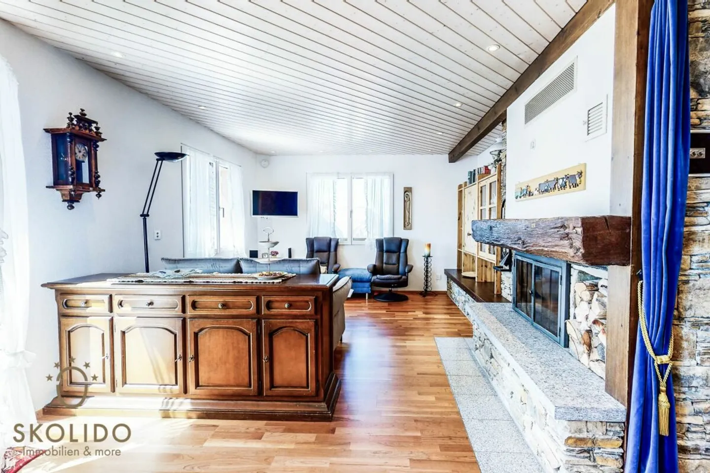 Chalet bien entretenu et modernisé avec appartement indépendant et vue imprenable - Photo 6 sur 13