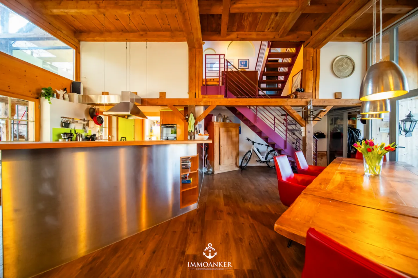 Affascinante casa a schiera di 7 stanze con 220 m² di superficie abitabile a Rickenbach ZH - Foto 5 di 12