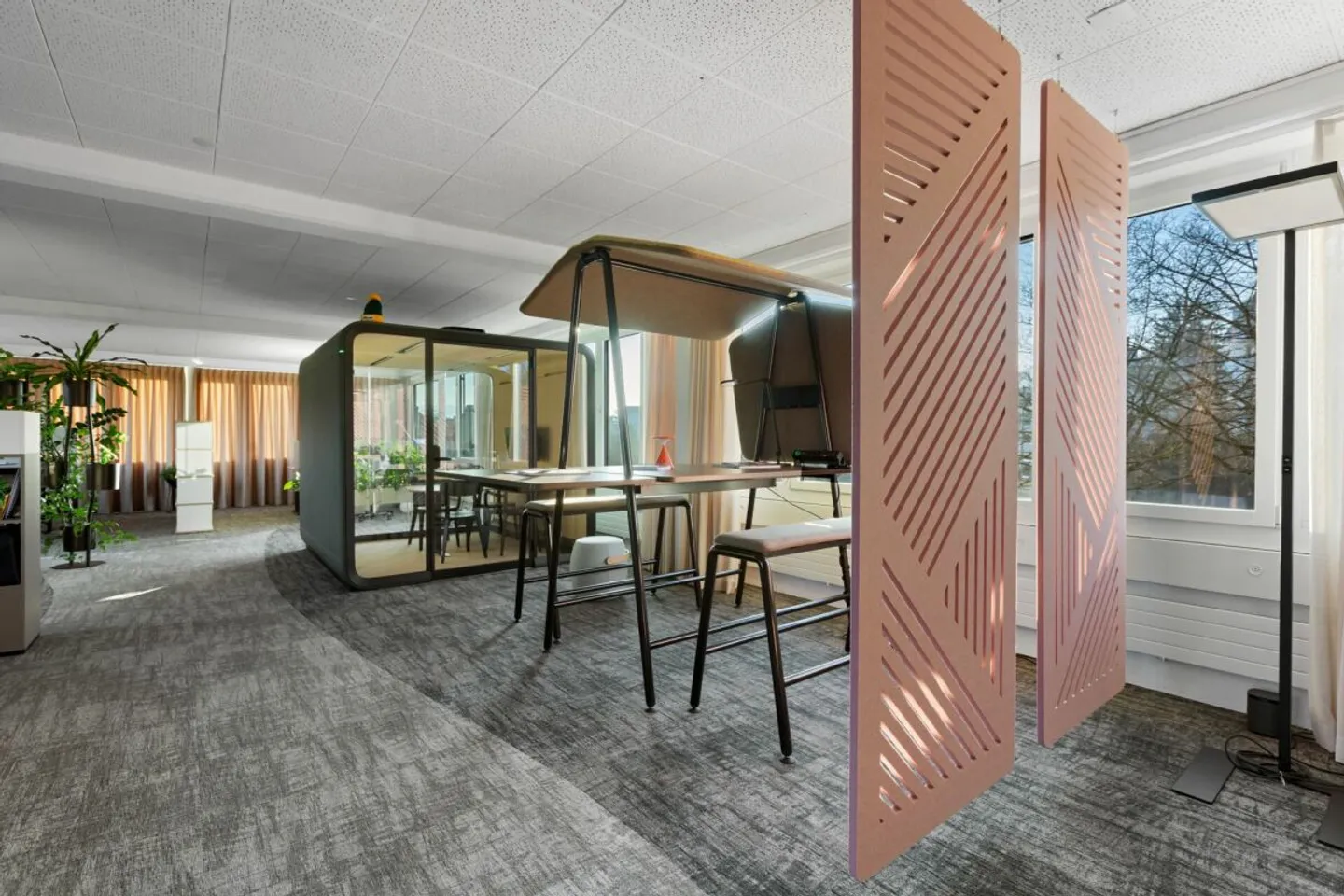 Modern Commercial Property in a Well-Frequented Location - Photo 5 of 12