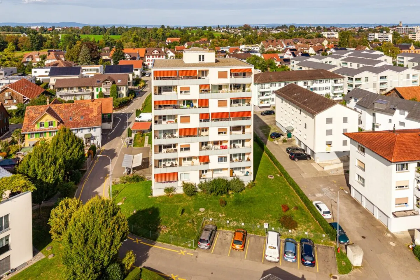 SPACIOUS 3.5-ROOM APARTMENT WITH SUNNY BALCONY AND INDIVIDUAL EXPANSION POTENTIAL - Photo 9 of 9