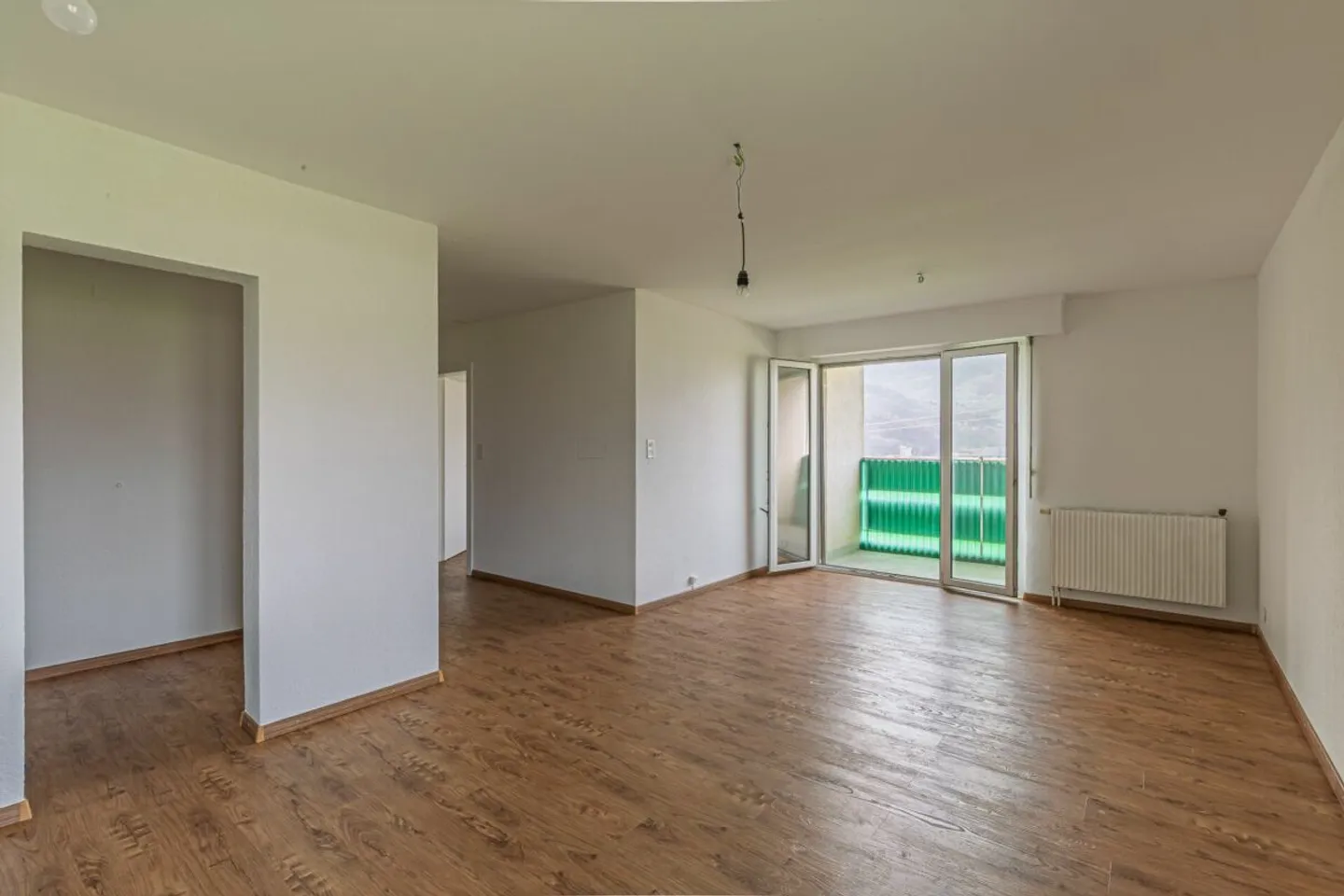 Renovierte 2,5-Zimmer-Penthouse-Wohnung sofort verfügbar! - Foto 5 von 13