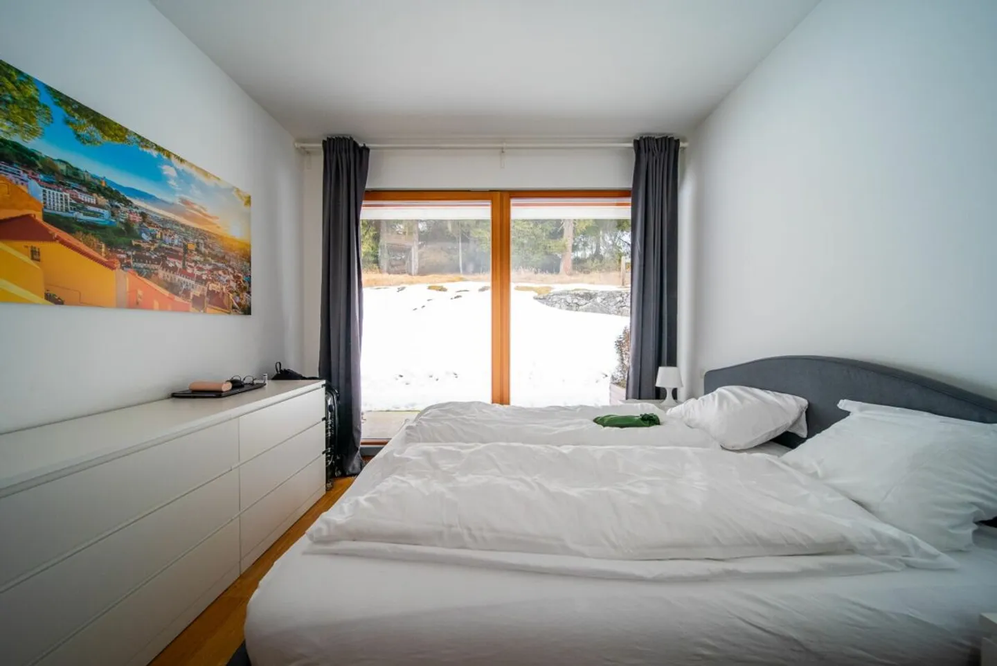 Modern 2.5-room terrace apartment with 20 m² terrace in Laax - Photo 6 of 13