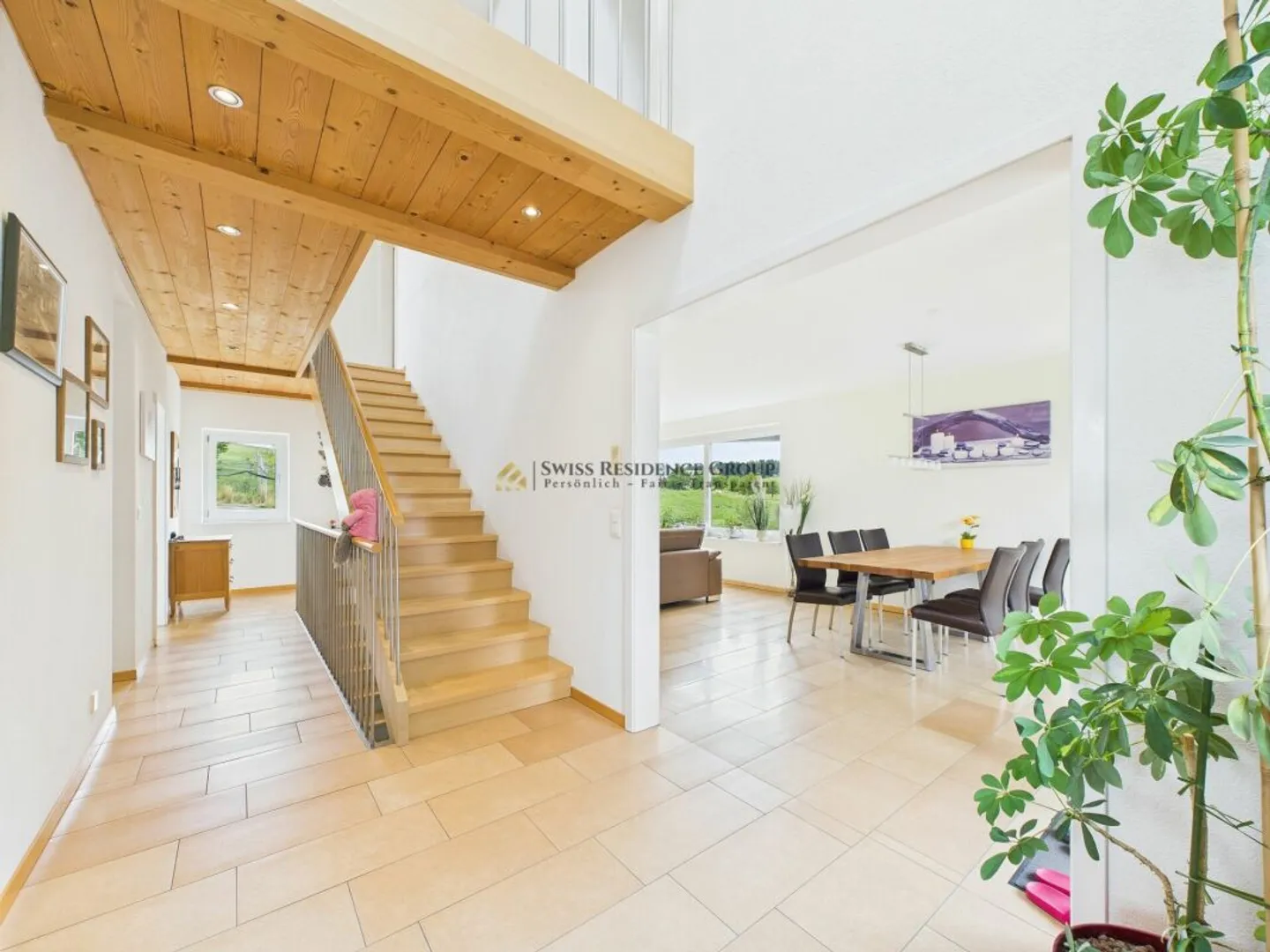 Family-friendly detached house in a quiet location - Photo 1 of 10