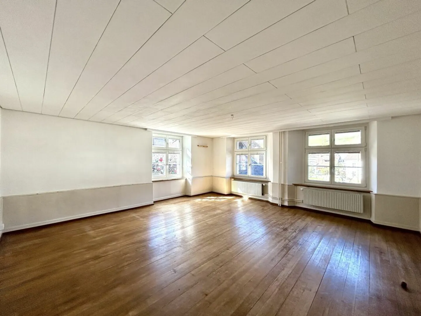 Realize your dream home with plenty of room for ideas! - Photo 12 of 13