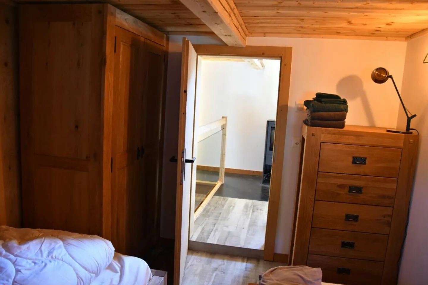 Chalet 4.5 Zimmer in PPE - Ausgezeichnetes Vermietungspotenzial - Foto 5 von 13