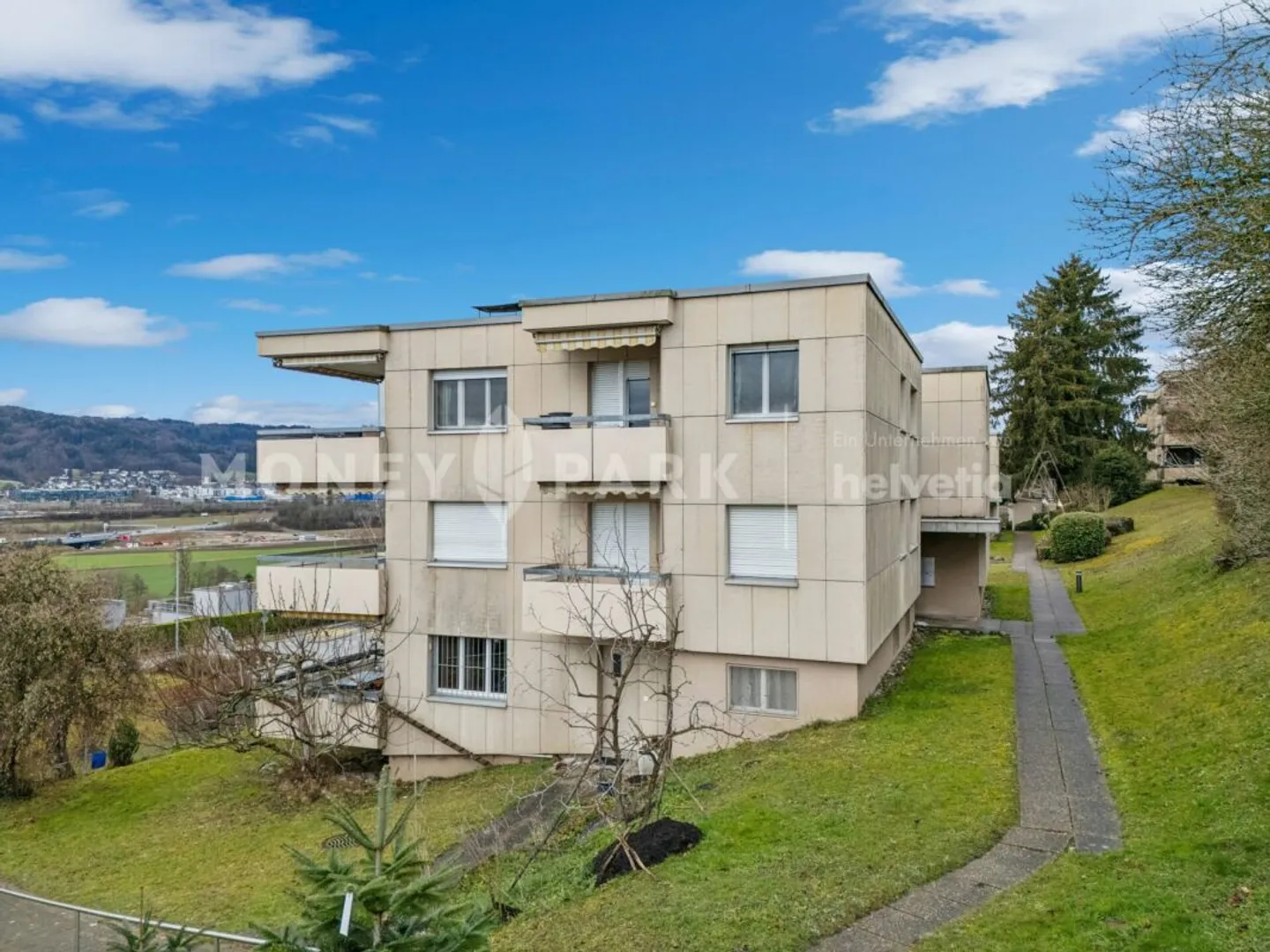 Helle 4-Zimmer-Wohnung mit Weitsicht und sonnigem Balkon - Foto 13 von 13