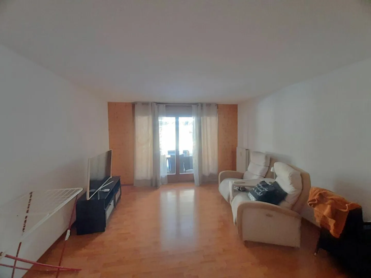 Attractive 2.5-room apartment in popular sports resort Torgon VS - Photo 3 of 13