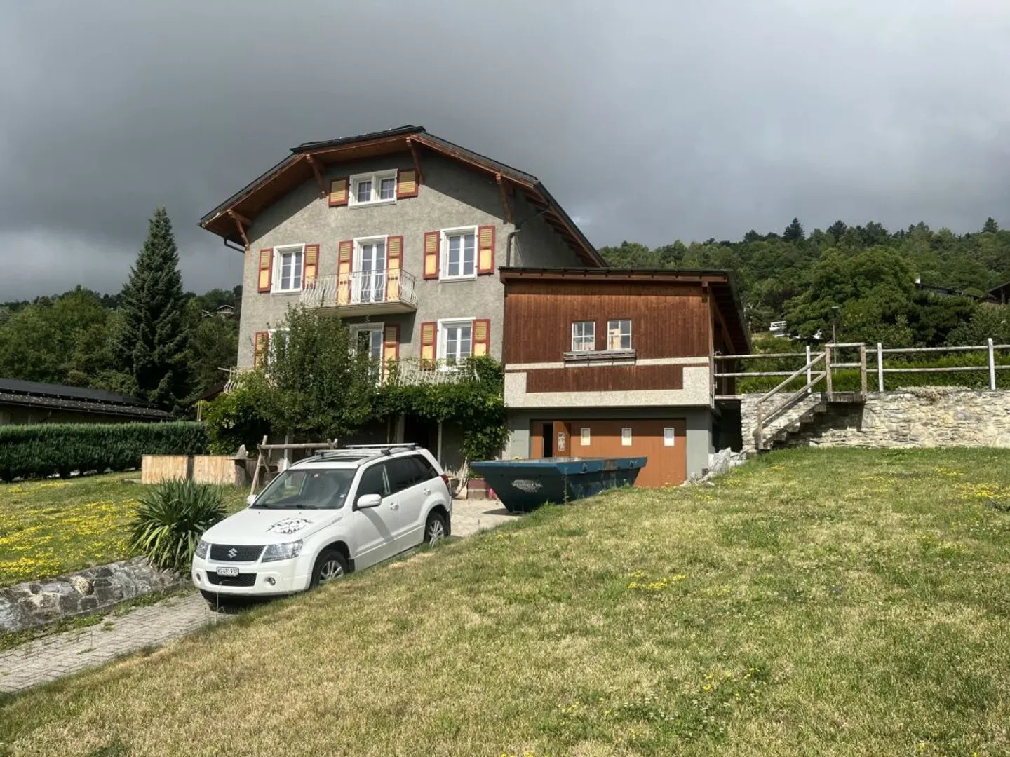 Einzigartig! Zweifamilienhaus im Skigebiet Crans-Montana/VS - Foto 1 von 13