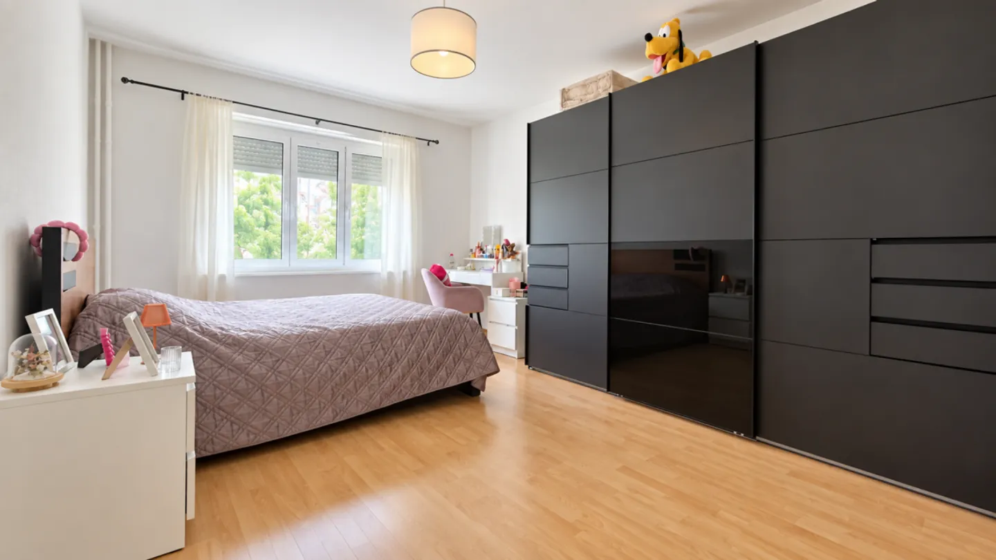 Schöne 3,5-Zimmer-Wohnung mit Balkon in der Nähe der Natur - Foto 4 von 9