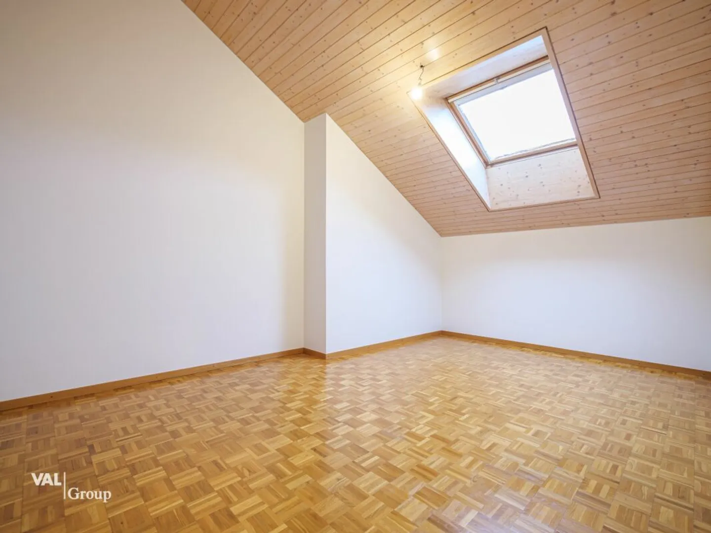 Magnifique duplex au coeur de Sion - Photo 10 of 13