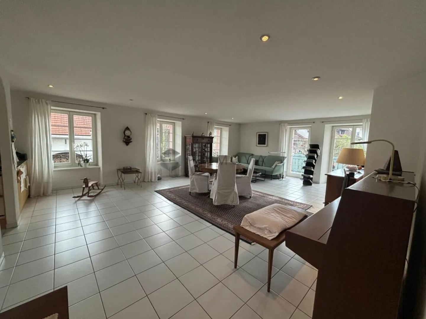 Questo appartamento luminoso cerca un nuovo proprietario! - Foto 2 di 7