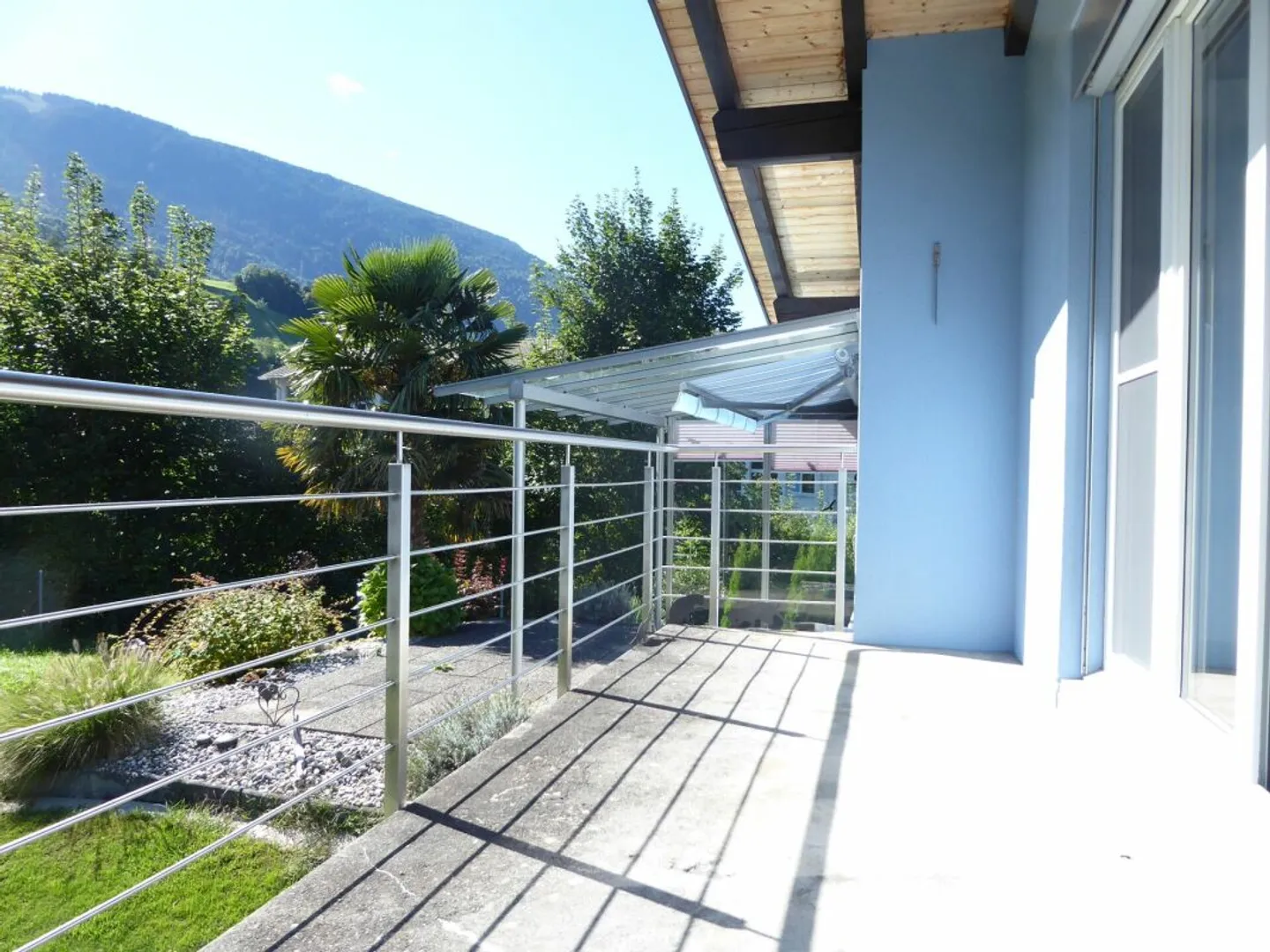 Detached 6 1/2-room single-family house in a child-friendly location - Photo 8 of 13