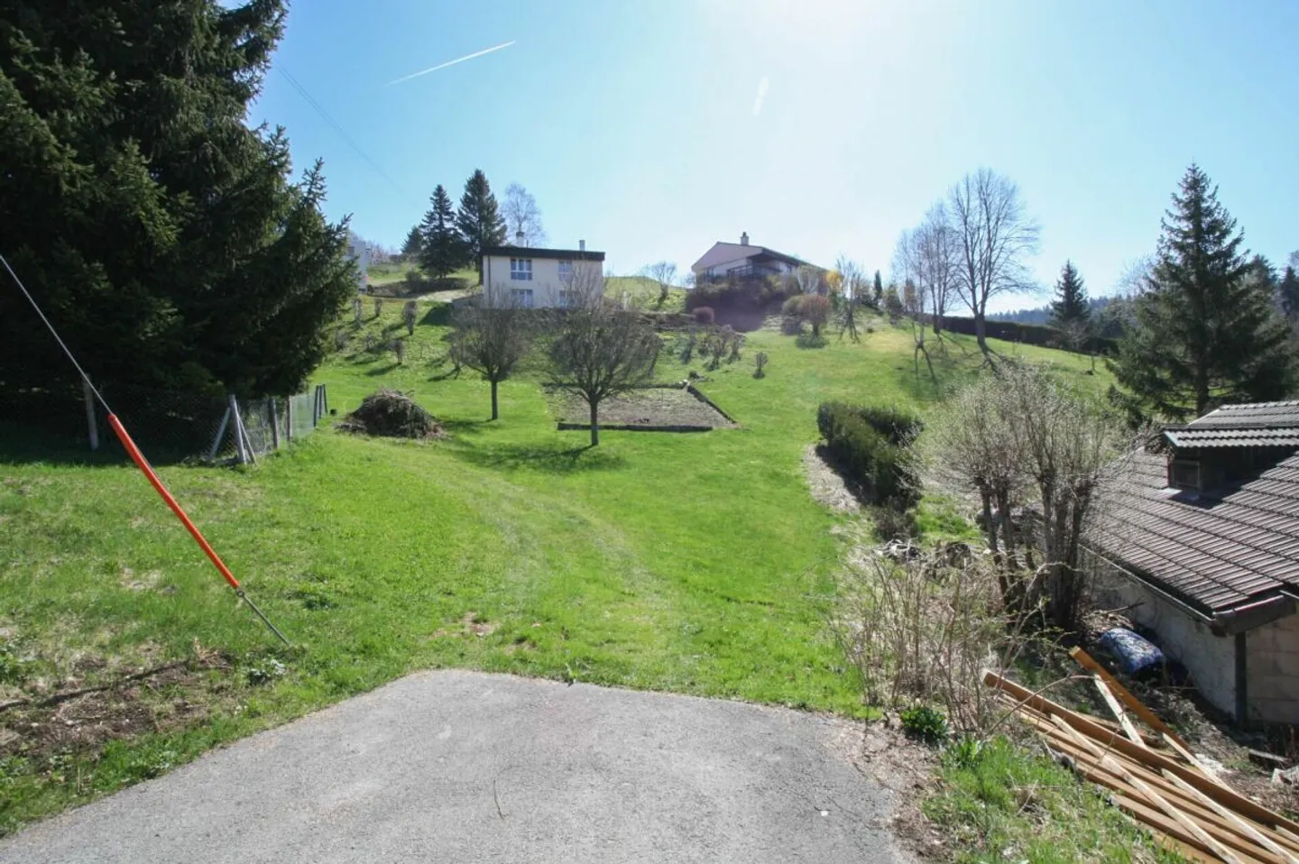 Zwei neue Villen mit 5,5 Zimmern in den Höhenlagen von Locle - Foto 5 von 11