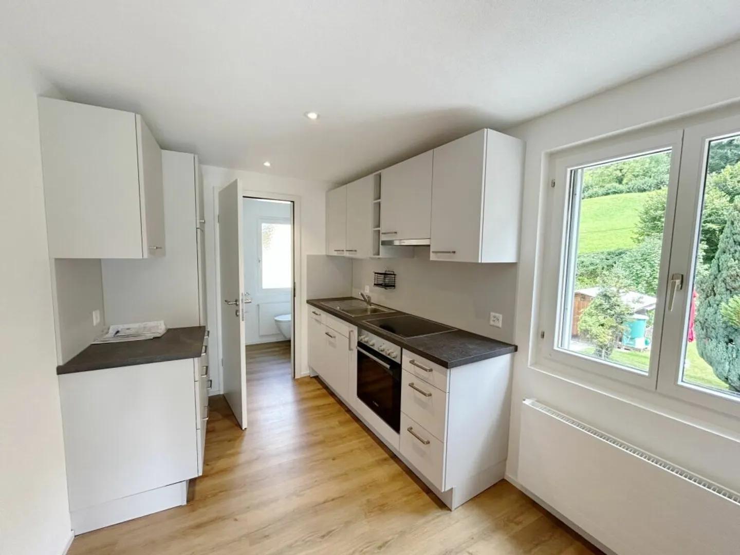 Appartement 1,5 pièces avec espace de vie spacieux - Photo 3 sur 7