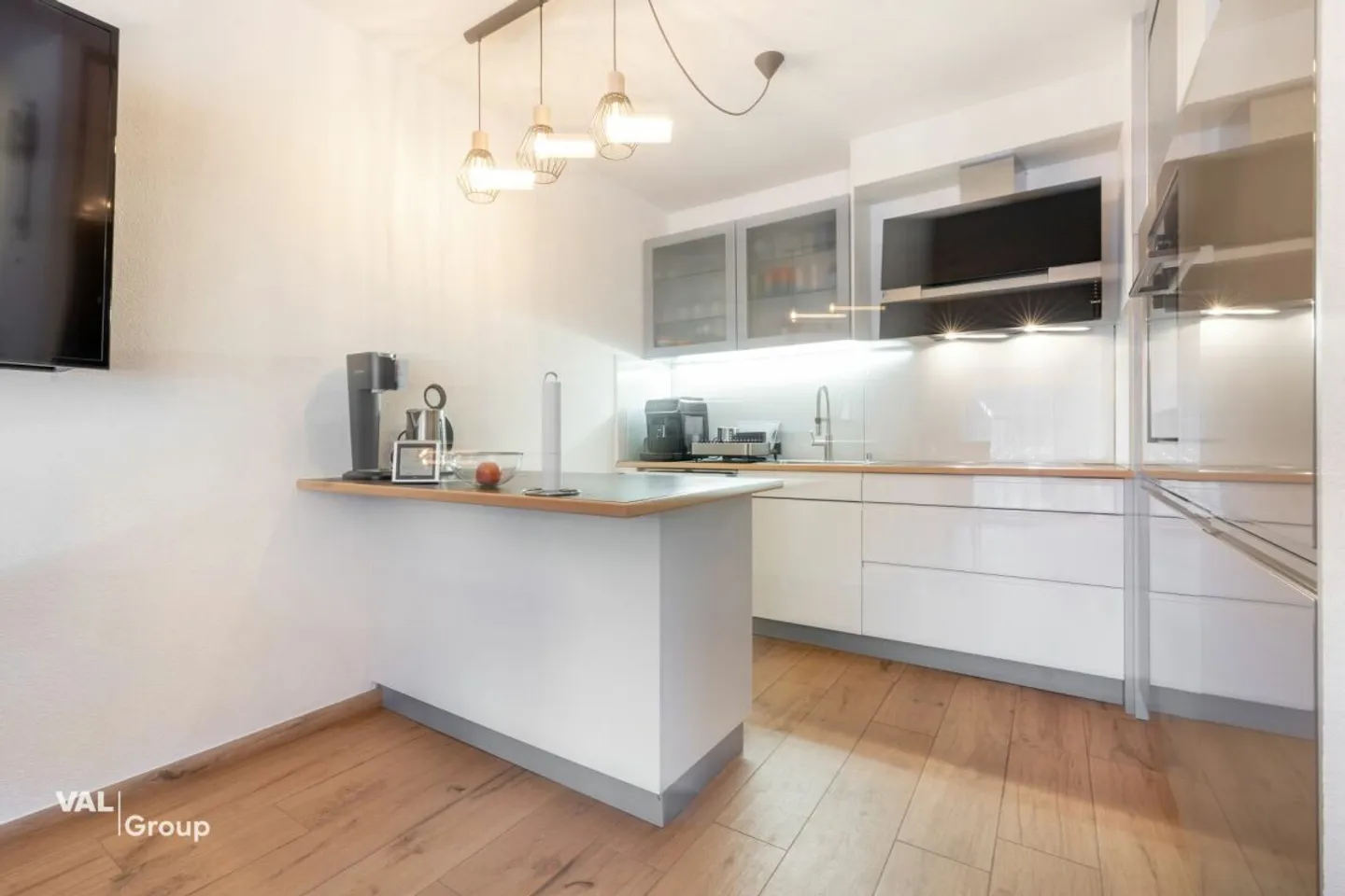 Renovated apartment, secondary residence or investment, garage included - Photo 5 of 10