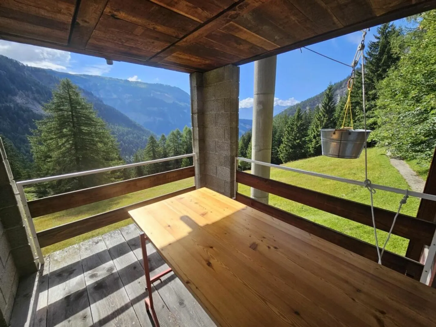 Chalet di 3,5 stanze situato in un ambiente unico a Rawyl - NON ACCESSIBILE AFFATTO IN INVERNO, NÉ A PIEDI, NÉ IN AUTO, NÉ CON GLI SCI e con un 4X4 il resto dell'anno - Foto 4 di 4