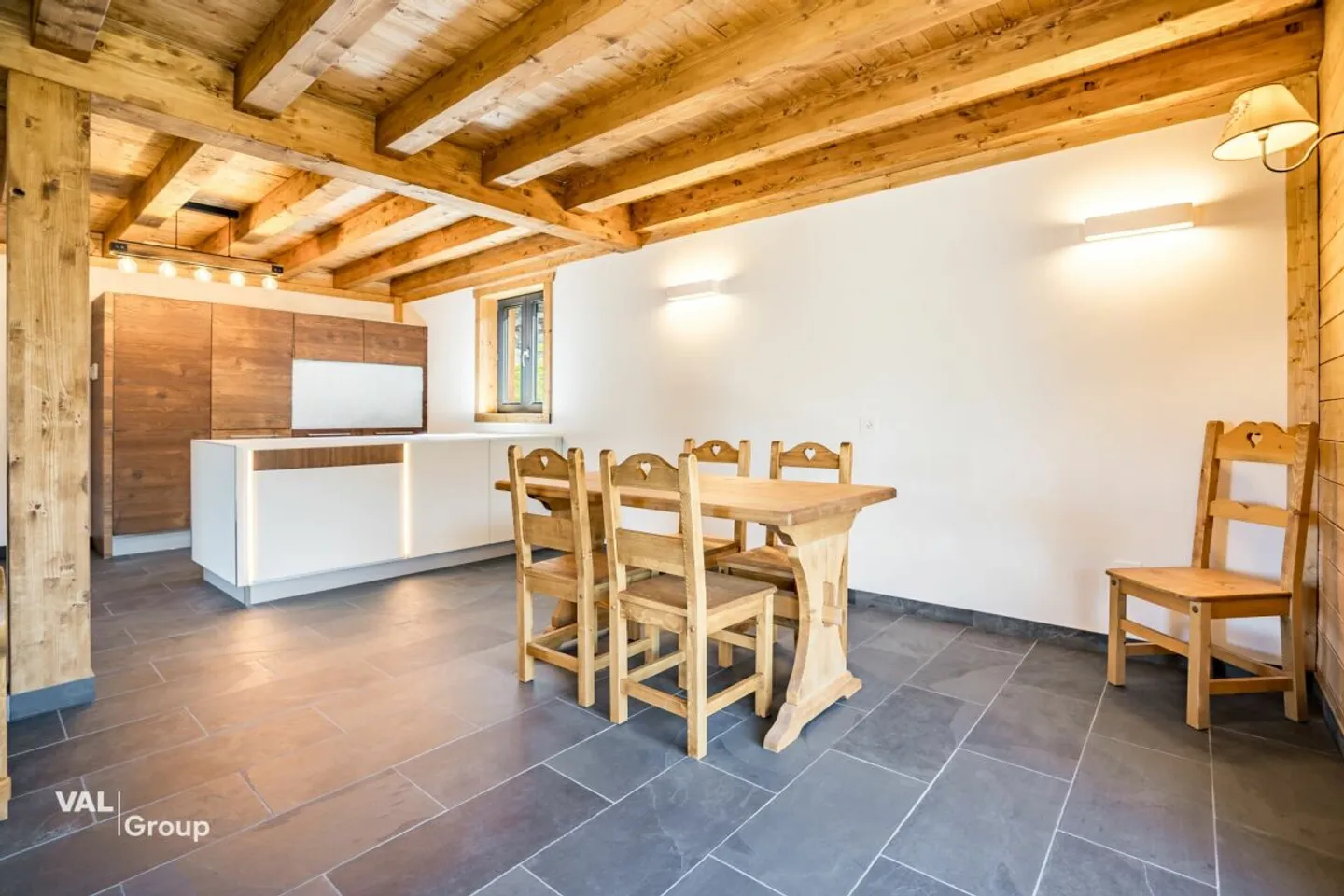 L'Ultimo Chalet: Nuova Costruzione con Residenza Secondaria a Grächen - Foto 7 di 13
