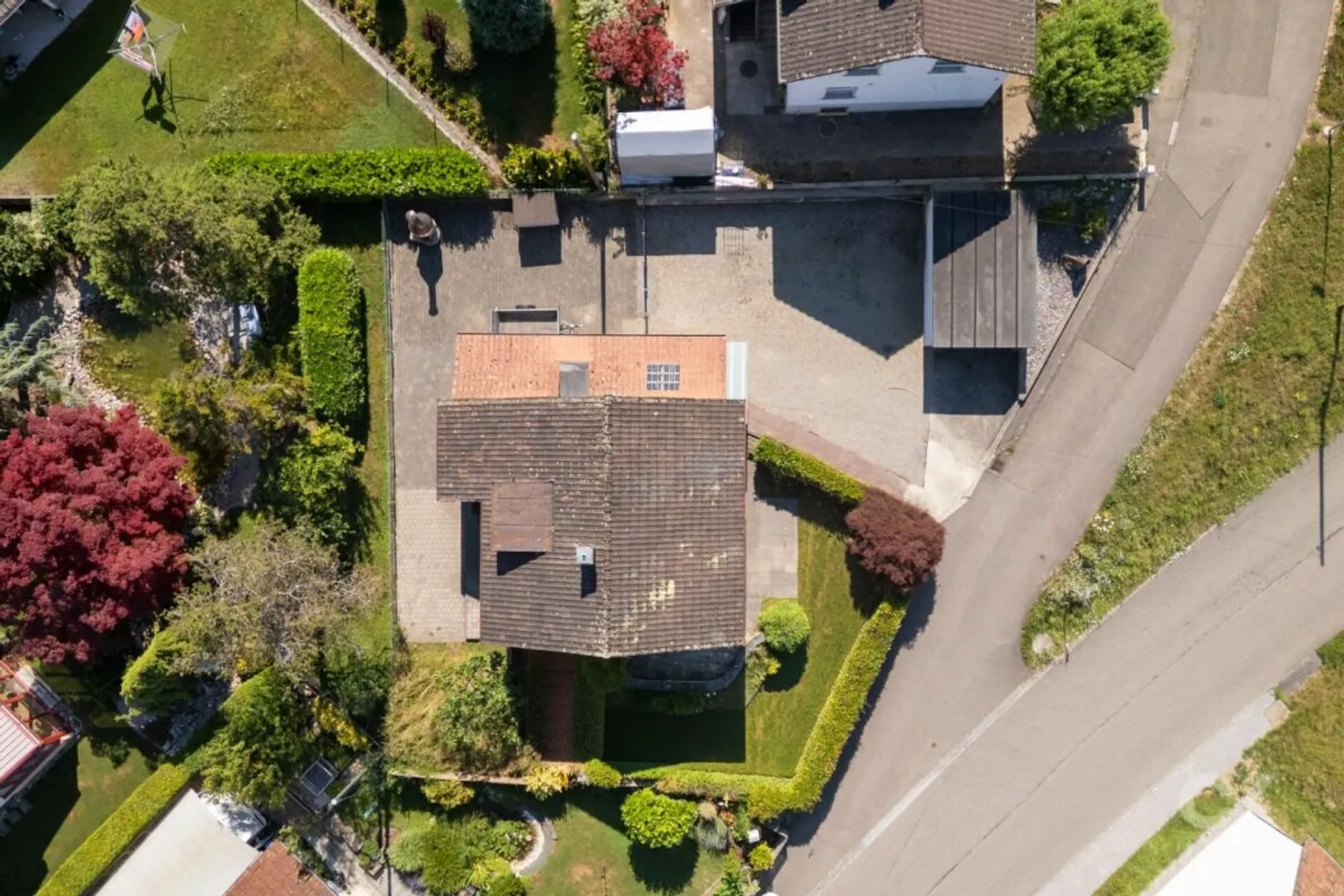 Maison charmante avec grand jardin et beaucoup de potentiel - Photo 2 sur 13
