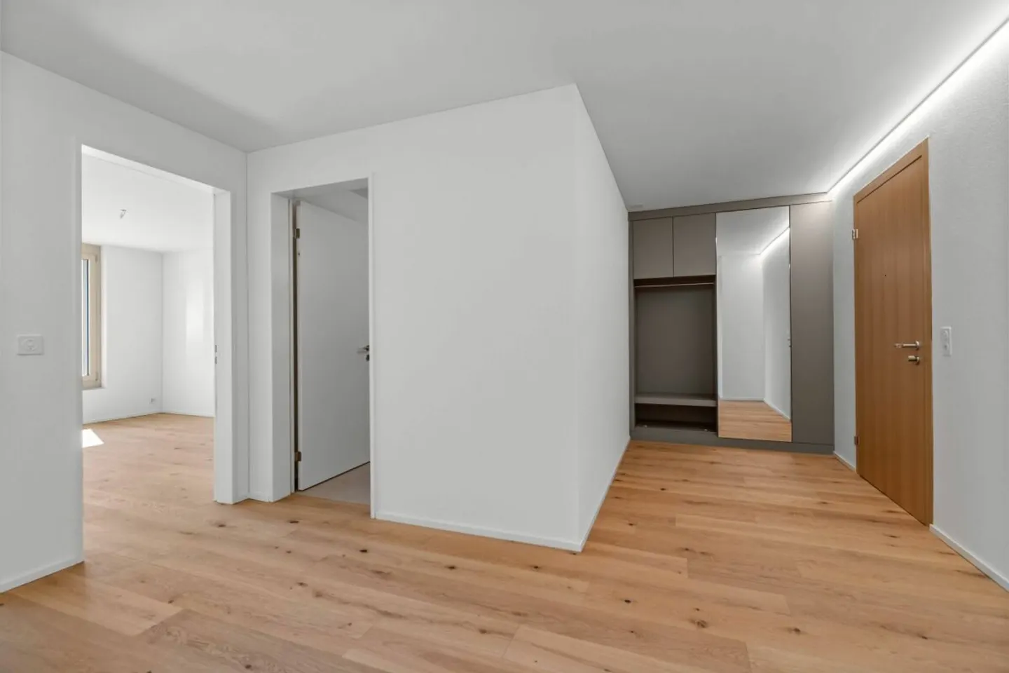 TILIA | Living with lake view - 4.5-room ground floor apartment E002 - Photo 10 of 13