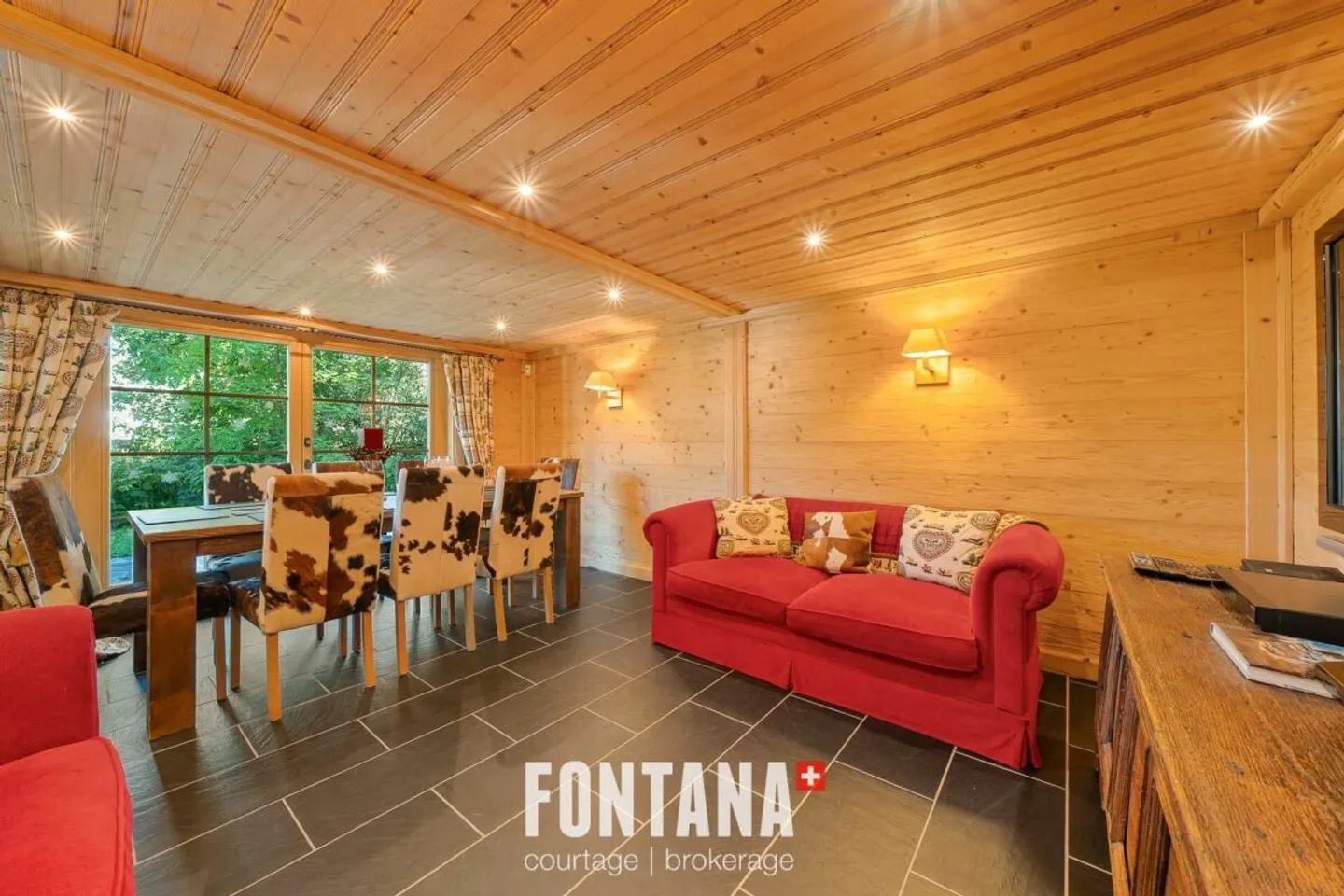 Außergewöhnliches Chalet und privilegierte Lage - Foto 4 von 13