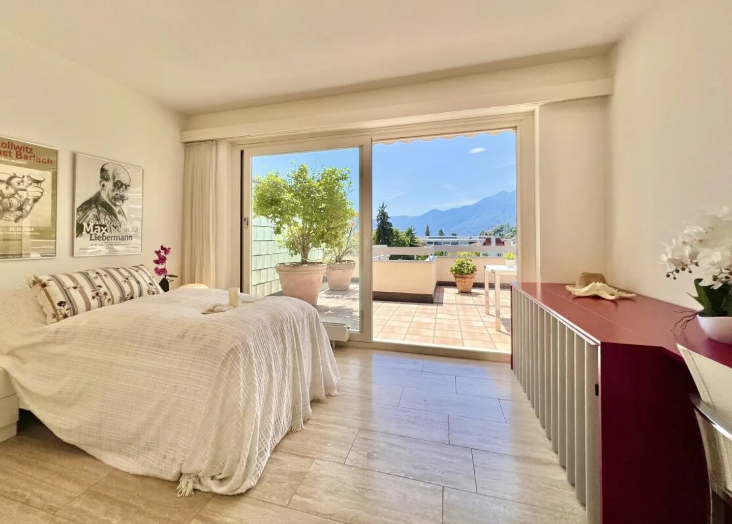 Elegante Attikawohnung mit grosser Sonnenterrasse und Gemeinschaftspool - Nähe See und Zentrum ASCONA - Photo 6 sur 13