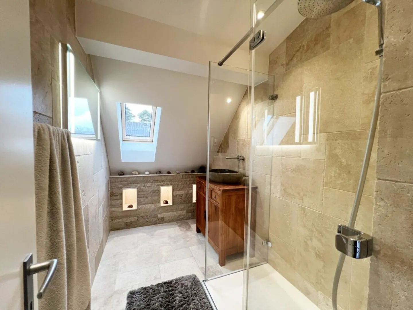 Family-friendly terraced house in Zurich-Schwamendingen - Photo 6 of 8