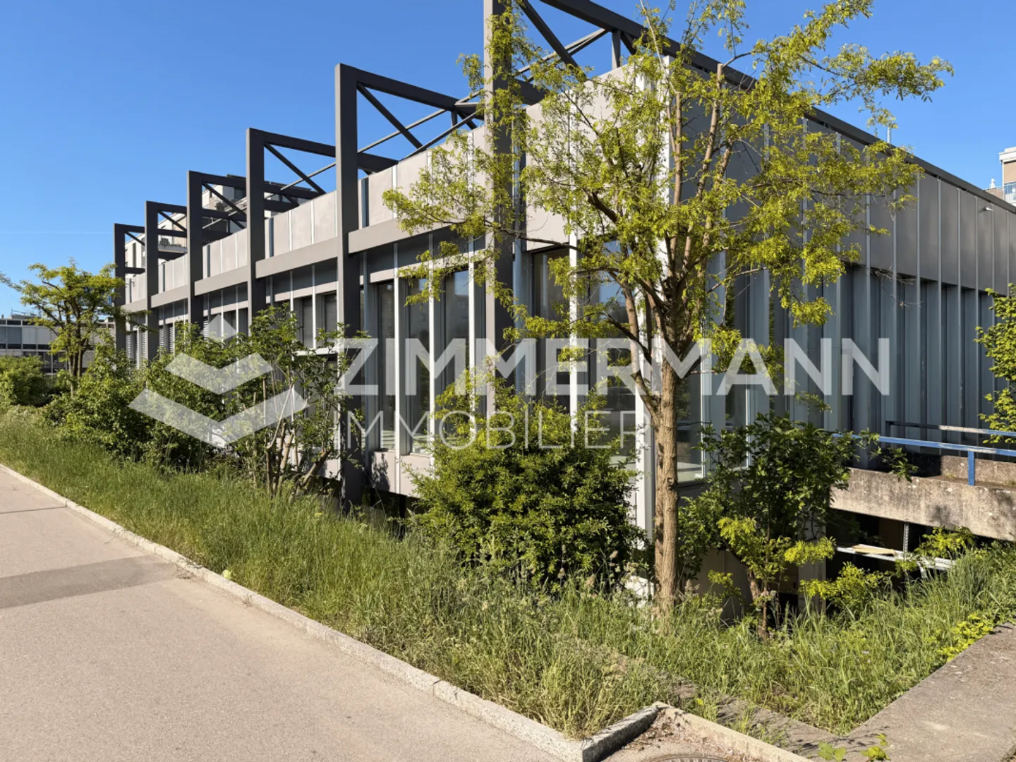 Commercial space on the ground floor 525m2 - Photo 8 of 13